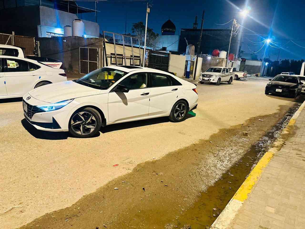 سلام عليكم النترا 21خليجي فول مواصفات فتحه
بصمه 
تشغيل عن بعد 
بصمه عدد 2
محرك 2000دوش 
بيهه دعمه قليله ب البنيد راجع بارد 
والباقي كفاله عامه 

مكاني البصره كوت الحجاج القديم الاستفسار 
رقم الهاتف *********** اثير 
رقم الهاتف *********** أسيا
