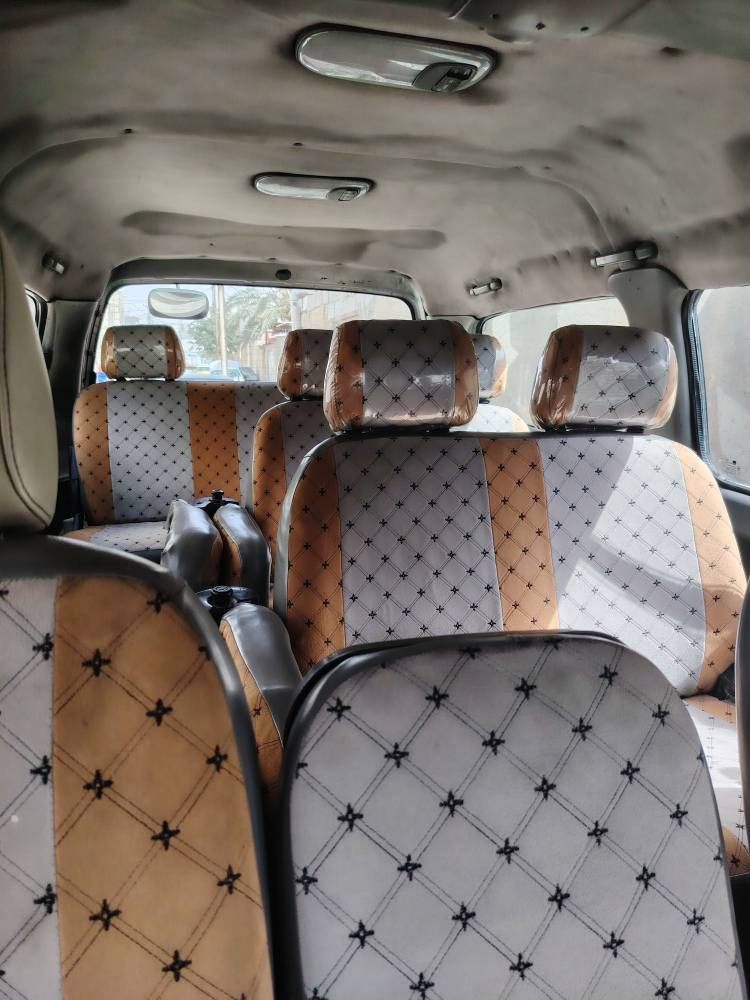 السلام عليكم
ستاركس ٢٠٠٧ بأسمي رقم بصرة انگليزي  مكينة حدادة جديد كهربائيات كلها شغاله ماسحات أمامي وخلفي شغاله تايرات جدد دوشمة درجة أولى گيجات كلها شغالة السعر ٦٨ ورقة
العنوان البصرة/گرمة علي
*********** البصرة, العراق
