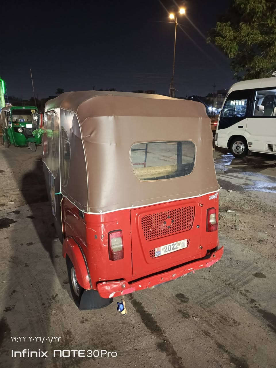 سلام عليكم تكتك للبيع 2022 مرقمه بغداد بسمي بيهة بارد شبر يم البك لايت وبل لغد بارد أقل الشبر ولباقي مكفوله كفاله عامه المكينه برغي ما مفتوح بيهة السعر 8600 رقم ***********
