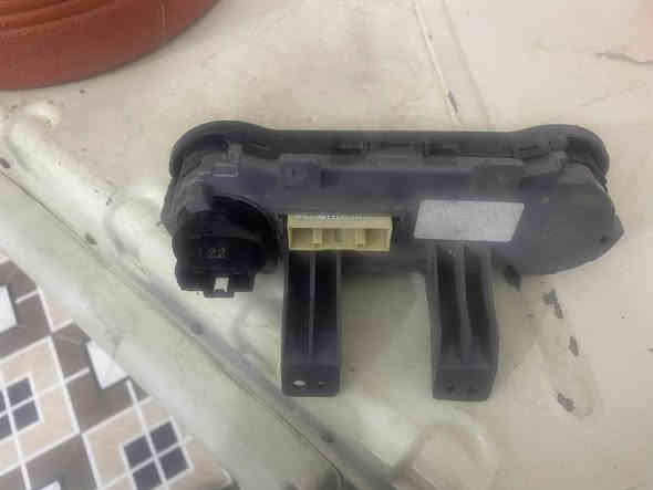 من ال12ل15

السعر 200الف

للإستفسار اتصل ع الرقم *********** او ***********
