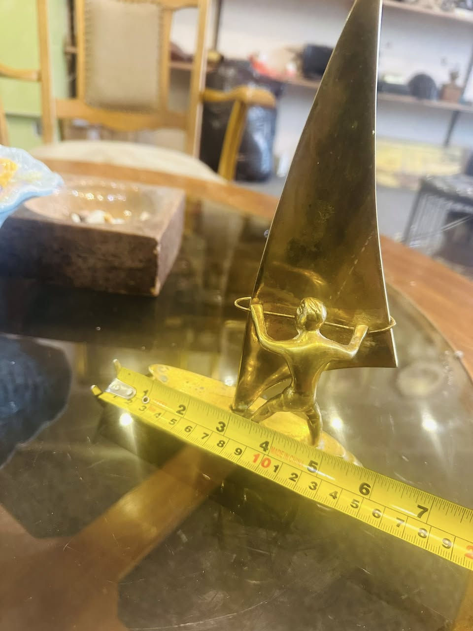 تحفة انكليزية نحاس وزن 1 كيلو  غرام 
*********** واتساب المحل في السليمانية يوجد توصيل
