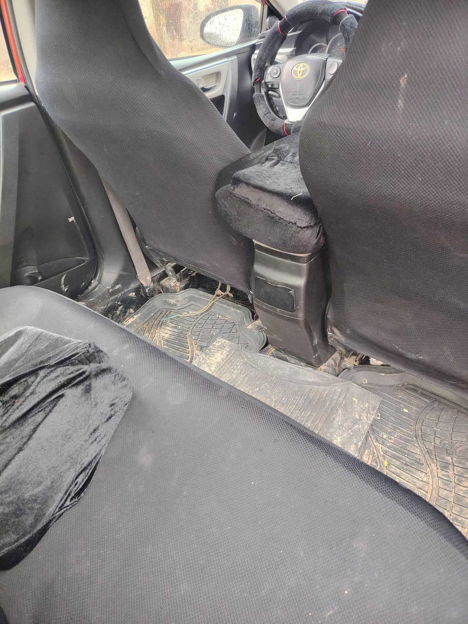 كورلا
ماروني دم الغزال 
٢٠١٦
امريكي
ضرر بونيد بدون داخل
ونص جاملق بدون داخل
محرك ١٨ شرط كير شرط 
تدفئه تبريد
تخم تاير جديد
صدر جديد
مثبت سرعه
ايكو
مانع انزلاق 
كهربائيات كلها شغالة فوول
عداد ١٣١ حقيقي 
رقم دولي دهوك 
وكالة وتحويل 
سنوية عضم لل ٢٠٣٠ 
هزه بعدها ما نافذه
بيع او مراوس ١٢٨ $
***********
***********
