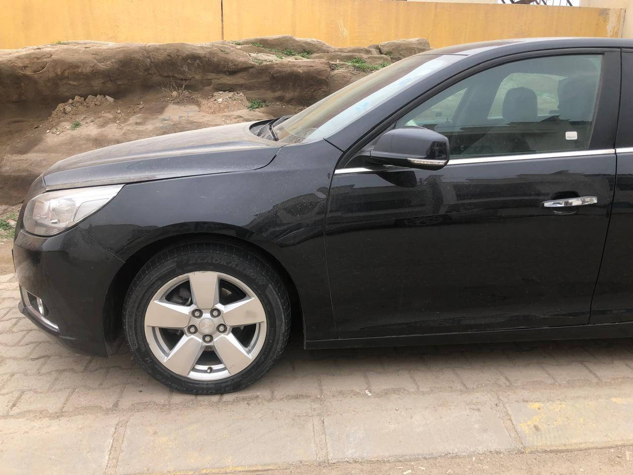 السلام عليكم 
ماليبو خليجي مقدس 
محركها 2400 
سيارة بيها قطعة واحد بخ. 
كير محرك بشرط 
تحويل وغرامة بشرط 
السيارة عليها ادامة كاملة من بلكلات وفلاتر وفيت بم 
السعر 95 وبيها مجال للشراي 
 ***********
