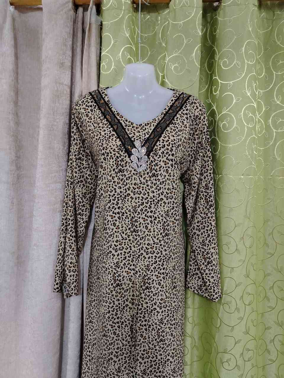 خياطة نسائية واطفال للحجز ***********
