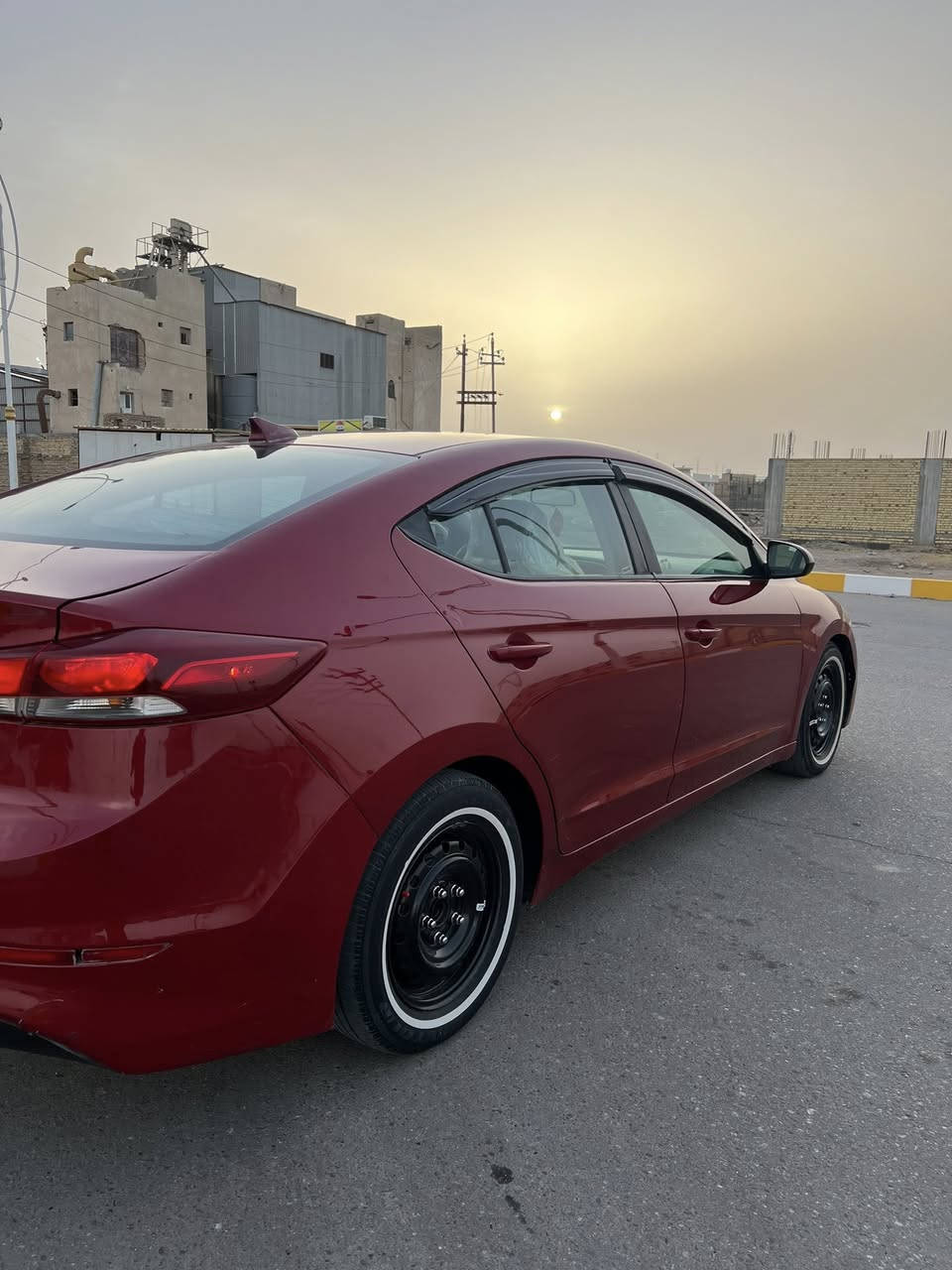 سلام عليكم النتره مديل 2017 وراد امريكي رقم ذي قار بيه تبديل جاملغ امامي وبيه مكانات صبغ بصيطه محرك 2000 دوش جاهزه سياره مكينه وكير وحداده وتبريد وتخم تاير وكهربائيات كله جديد سعر 105 وبيه مجال قليل مكاني ناصريه مركز شراي يتصل ***********
