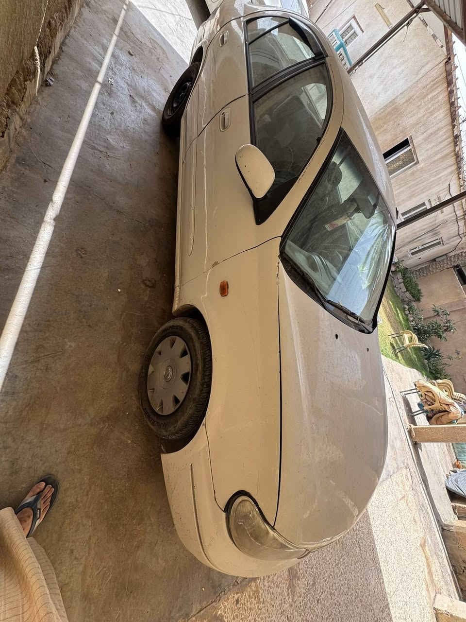 السلام عليكم 
سني ياباني 2008 كير محرك شرط تبريد تدفئه كلها بلاد السياره مصبوغه جماليه فقط مالت مزاد داخليه كتابها واصل للمرور صلاح الدين السياره موجوده بتكريت وصحبها بتكريت الشرعي سعرها  ما متواجد ع الفيس هذا رقمي وحياك الله         ‭0773 198 4138
