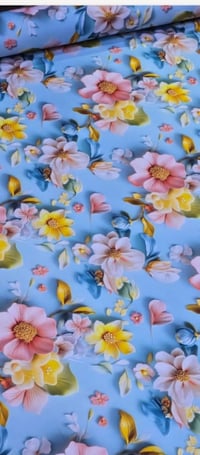 قماش فرشات  دجتال 3d الثقيل  الوان خير من الله متوفر سعر المتر 3000 بس...