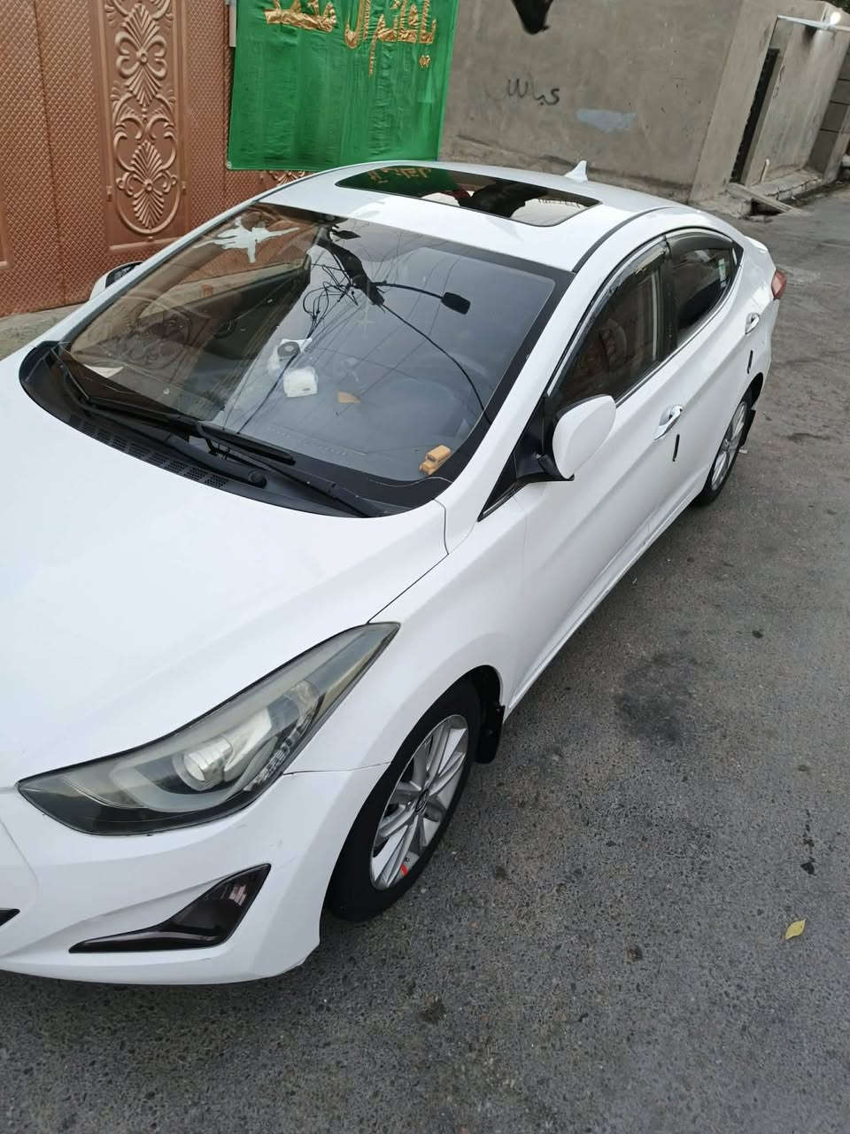 سلام عليكم
النترا 2015 خليجي للبيع 
رقم بغداد الماني بـ اسمي سنويه باسمي 
تحويل ثاني يوم 
السعر 128 وبيها مجال 
العنوان بغداد مدينه الصدر
للاستفسار عن التفاصيل اكثر
***********
