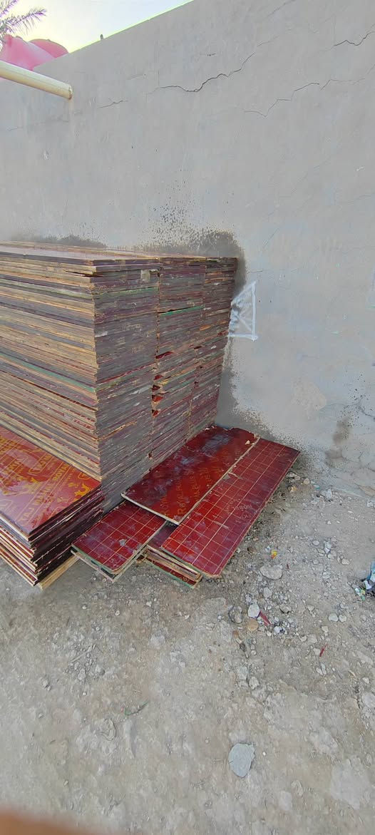 بلاويد مشرح عله 40روسي العدد 84طبقه  شغله وحده فقط السعر مناسب جداً مكاني حله للتواصل ***********//***********
