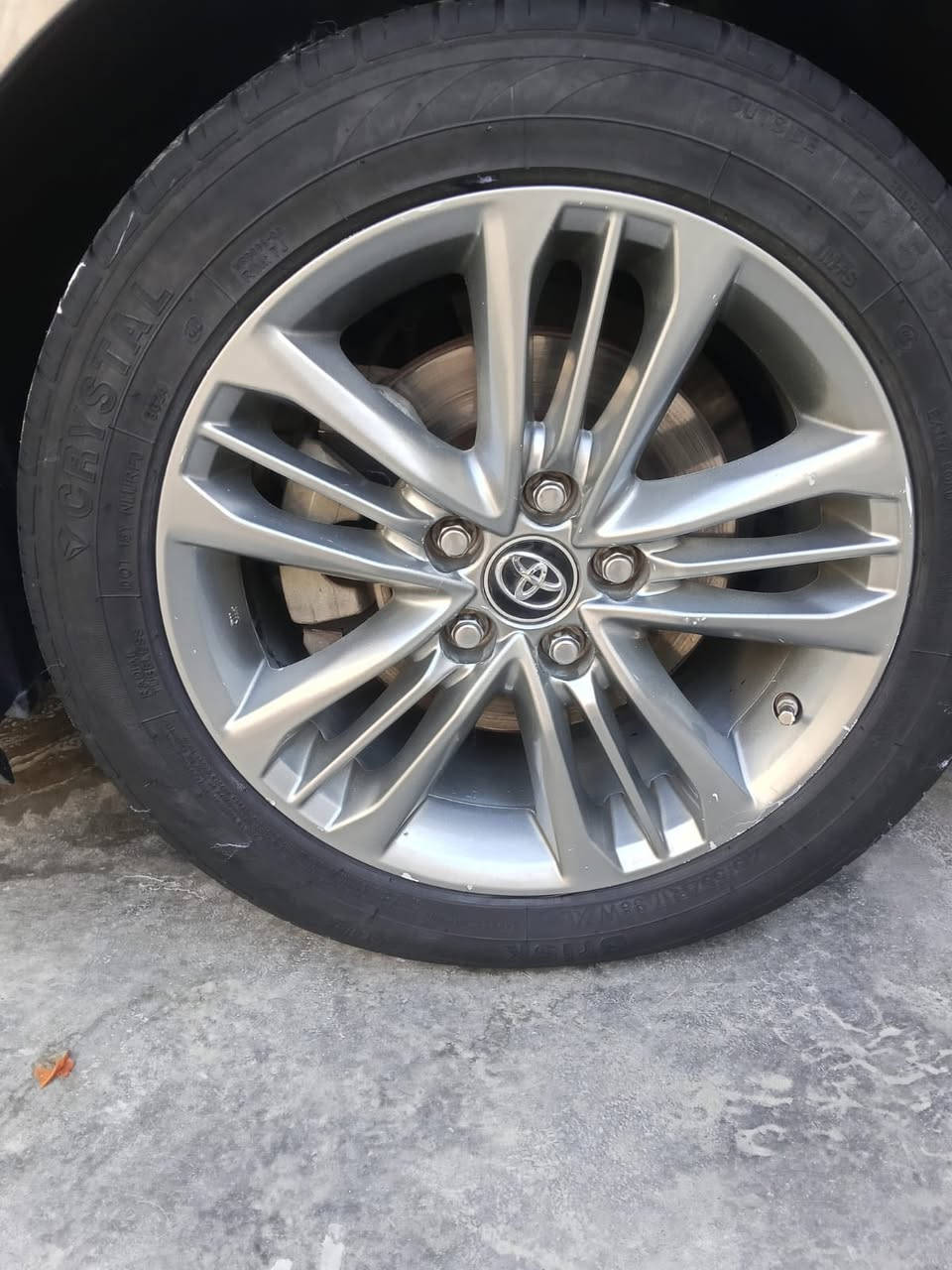 كامري2017 SE رقم إربيل ماشية140الف ميل محرك شرط مو مفتوح لاصرف ولابخار الضرر بنيد فقط بدون دواخل وبدون شاصي صدر جديد ماتصرف عليها الف دينار السعر155$ وبيها مجال الاتصال بالرقم ***********/تكريت القادسية شارع الگراج
