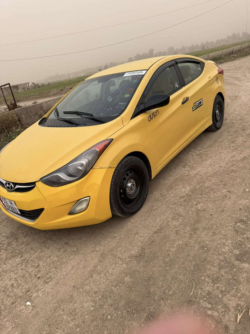 السلام عليكم النتره ٢٠١٣ السونار بل منشور حادثها جاملغ امامي السياره جاهزه وربع ماتصرف عليها جاهزه وبجهك للشارع تخم تاير جديد صدر امامي اشتغلتة كامل قبل شهرين  مكينه ١٨٠٠دوش  السياره نص فول مواصفات كشنات تدفئه تحكم ستيرن جهتين مثبت سرعه  مدوشمه كاعيه وكشنات
رقمها بغداد الجديد بآسمي ومصفره تحويل مباشر مكاني بغداد  ابو غريب 
السعر 95 وبي مجال
للتواصل ***********
