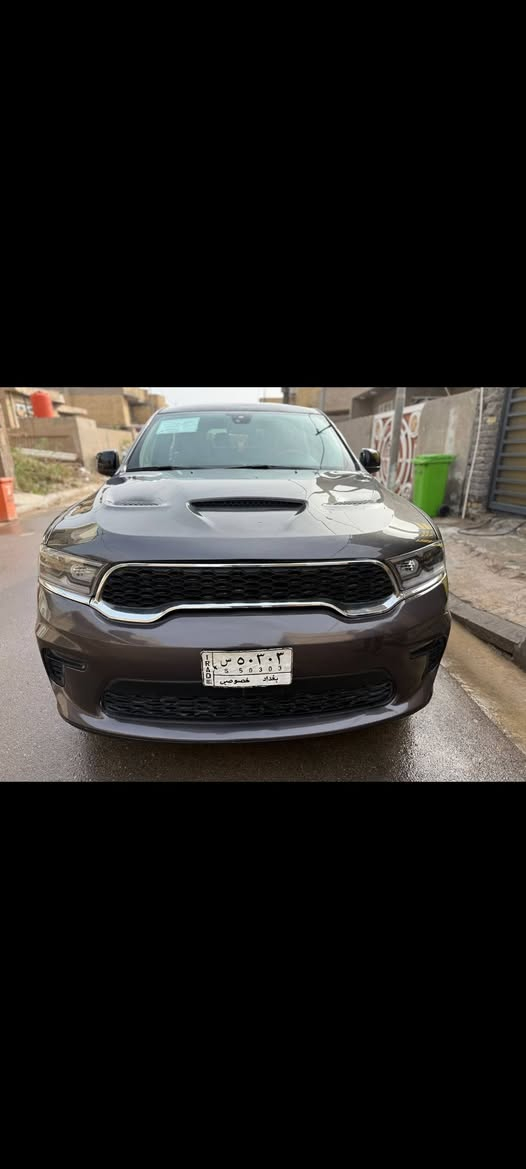 دوج دورنكو2021 مراوس حسب القناعه السياره صور السونار يمك وحادثها يمك كلش جديده وجاهزه من الدعميه الدعميه  السعر 215
#المواصفات - رقم  بغداد تحويل مباشر تحويل مباشر مشروع وطني 
1- محرم  6سلندر
 سلندر بخاصية توفير الوقود ECO 
3-  + جنطه عادي
2-بصمه
5- حساسات خلفية اصل مع خاصية  
7- لايت ١٠٠واط اصلي مع حاجب LED . 
8-  مع تحرك المرايات الجانبية عند الرجوع الى الخلف حسب التحكم
9- السيارة  احدث نظام قيادة بالعالم 
10- ويل كب حجم20. طخم تايرات حديث 2020  
12- نظام صوت ٧ سماعات داخل السيارة 
من beats audio من شركة apple
14- تحكم ستيرن كامل امامي وخلفي 
15- شاشة دشبول لمس كبيرة  متكاملة الايعازات . وشاشة ٧ انج معلوملت السيارة والعطلات والرسائل... 
17- نظام AUX + Bluetooth . نظام ملاحة GBS شاشت تنته كبيره
+ ذاكرة ميموري كارد موضعي + USB 
18- مانع تزحلق (انزلاق) .
19- تبريد ٤ قطع اكثر من 10 منافذ
20- الكشنات  جلد متصل  و تدفئة و تهوية و مع الستيرن تدفئة وتهوية والمقاعد الخلفية تدفئة
21- كاميرا خلفية دوارة HD 
22-إظهار ضغط الهواء في الاطارات. ومعلومات السيارة الكترونيا مثل كمية دهن محرك و درجة حرارة المحرك والكير والزيت وضغط الزيت الكتروني .
وباقي مواصفات الدورنكو ⁦✔️⁩  ⭐   
 *********** السعر 215 مكان السياره كوت السياره جاهزه من الدعميه الدعميه مكانها كوت مراوس حسب القناعه
