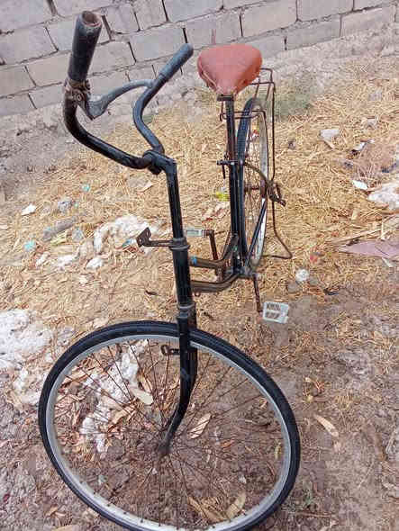 السلام عليكم باسكل للبيع الحجم 27السعر ٣٥ بي مجال مكان بابل حله دبله رقم ***********
