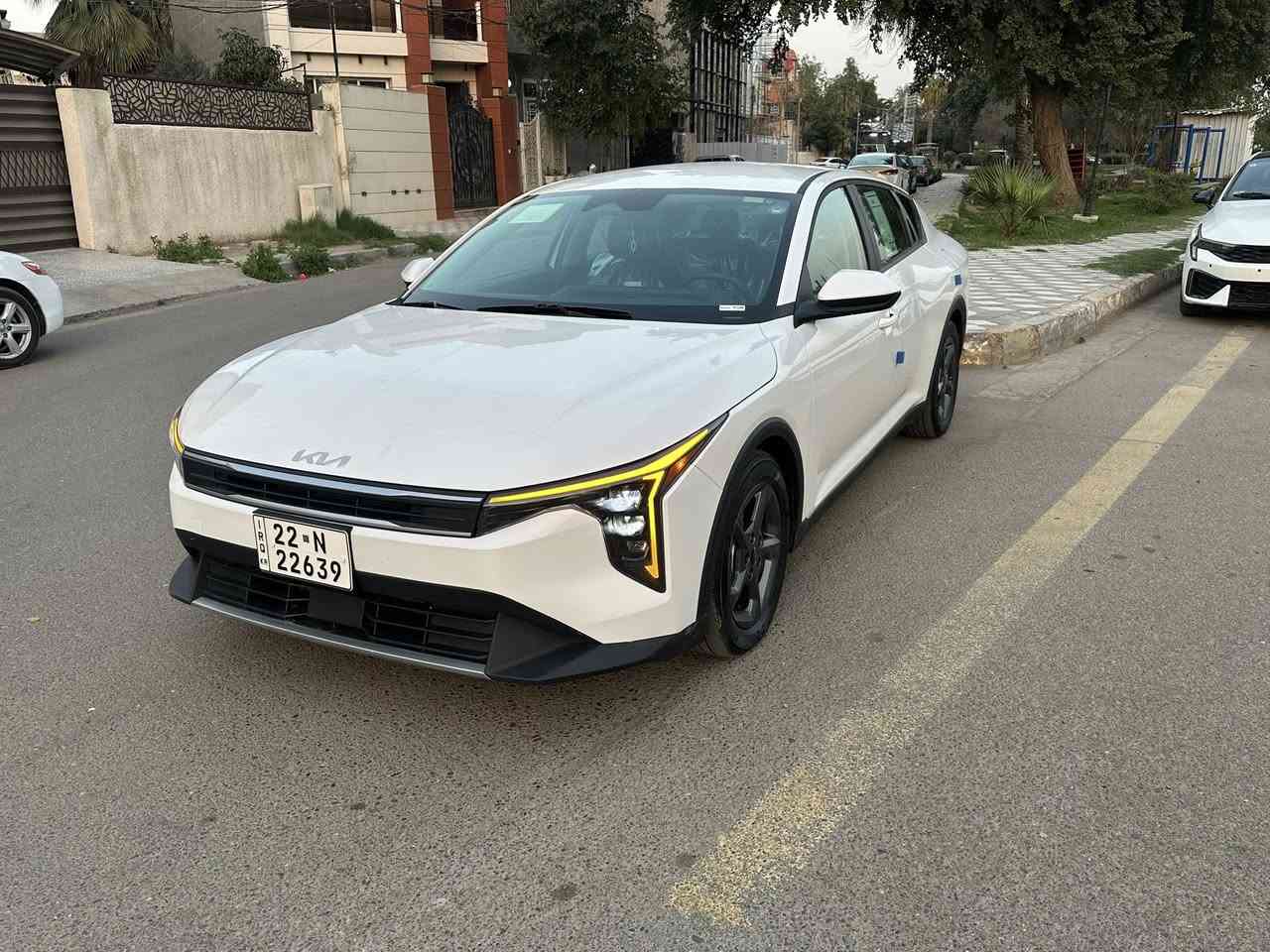 سلام عليكم للبيع كيا K4 وارد امريكي موديل ٢٥ ماشيه ٣ الف حادث موضح بالصور جاملغ خلفي وقبق صندوك بدون دواخل بدون ايرباك مكفوله لا شاصي ولا حوض مواصفات LX نص فول بصمه مكاني بغداد الكاظميه السعر ١٨٢ وبي مجال للشراي يتصل ***********
