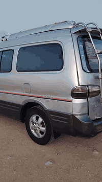 سلام عليكم ستاركس اللبيع 2005 سياره جاهزه  تبريد شغال  سياره بسمي السنويه ل 2031 مامطلوبه مصفره هيئه وغرامه مكان سماوه رميثه السعر 70 وبيهه مجال احگ الجيه *********** مامتواجد عل فيس
