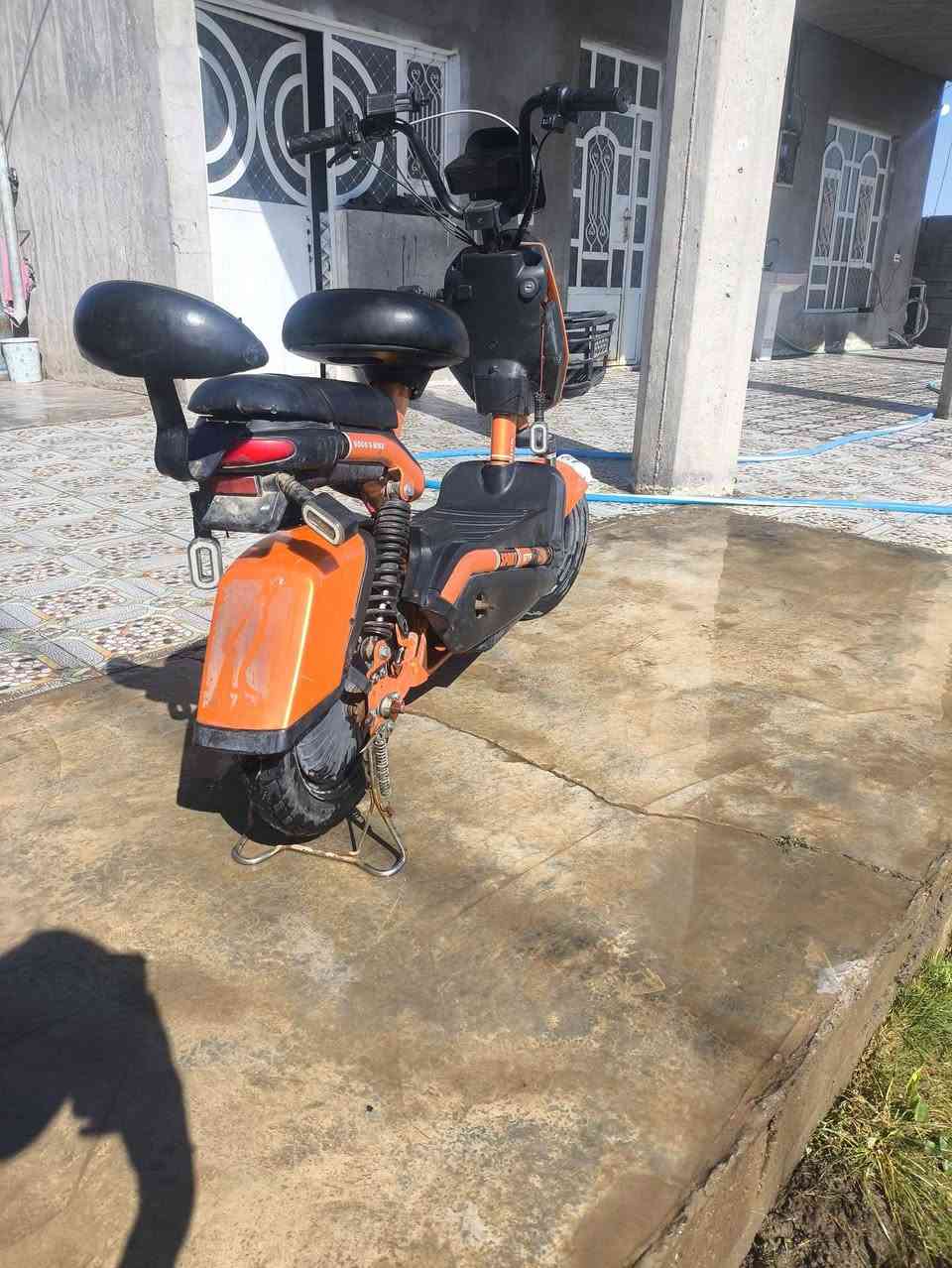 سلام عليكم دراجه شحن للبيع حجم 14 السعر 250 وبي مجال المكان اطراف بلد للاستفسار  الرقم ***********
