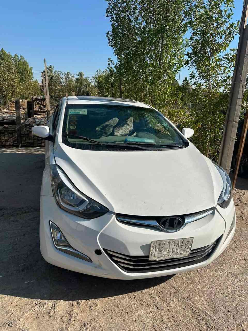 للبيع النترا موديل ١٥ فول ما عده البصمه عارضها بي ٨٠ وبيها مجال مكاني بغداد حي العامل ‭***********‬
