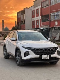 توسان موديل 2024 وارد خليجي سياره فول ما عدا الفتحه سياره ماشيه ٦٧ الف...