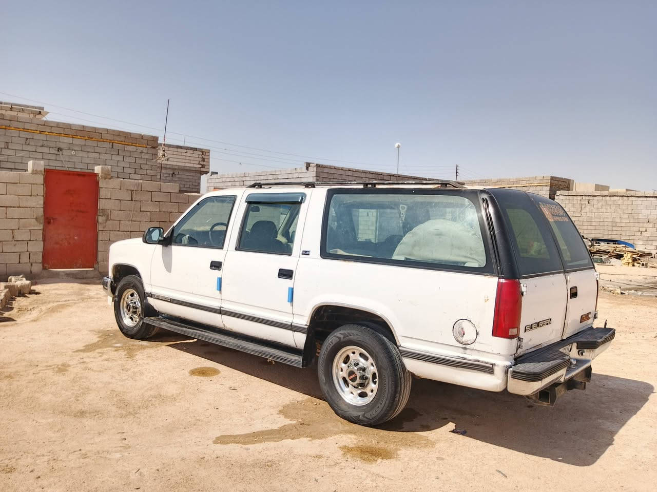 سلام عليكم يوكن البيع موديل 1992 سياره محرك 350 وكير 1000 مكينه وكير كفاله حداده كهربيات من طول الطول كلهاا شقاله تبريد ثلج سياره خير من الله سياره تخم تاير  مكفوله من صبق سياره بلاديه سعر 30 وبيها مجال بصيط الرقم ‏‪***********‬‏‬‏ مكان السياره البصره الزبير رقم السياره بغداد الماني
