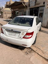 سياره بي وأيدي 2011سياره خير من الله كير مكينه جديد  سياره خير من الله...