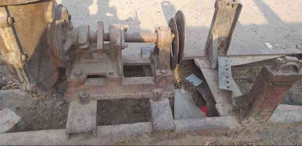 السلام عليكم مكينة مانز للبيع عوزها فقط رنكات وياة خنزيرة 12x10مكاني ميسان الشراي  يتصل ***********/***********
