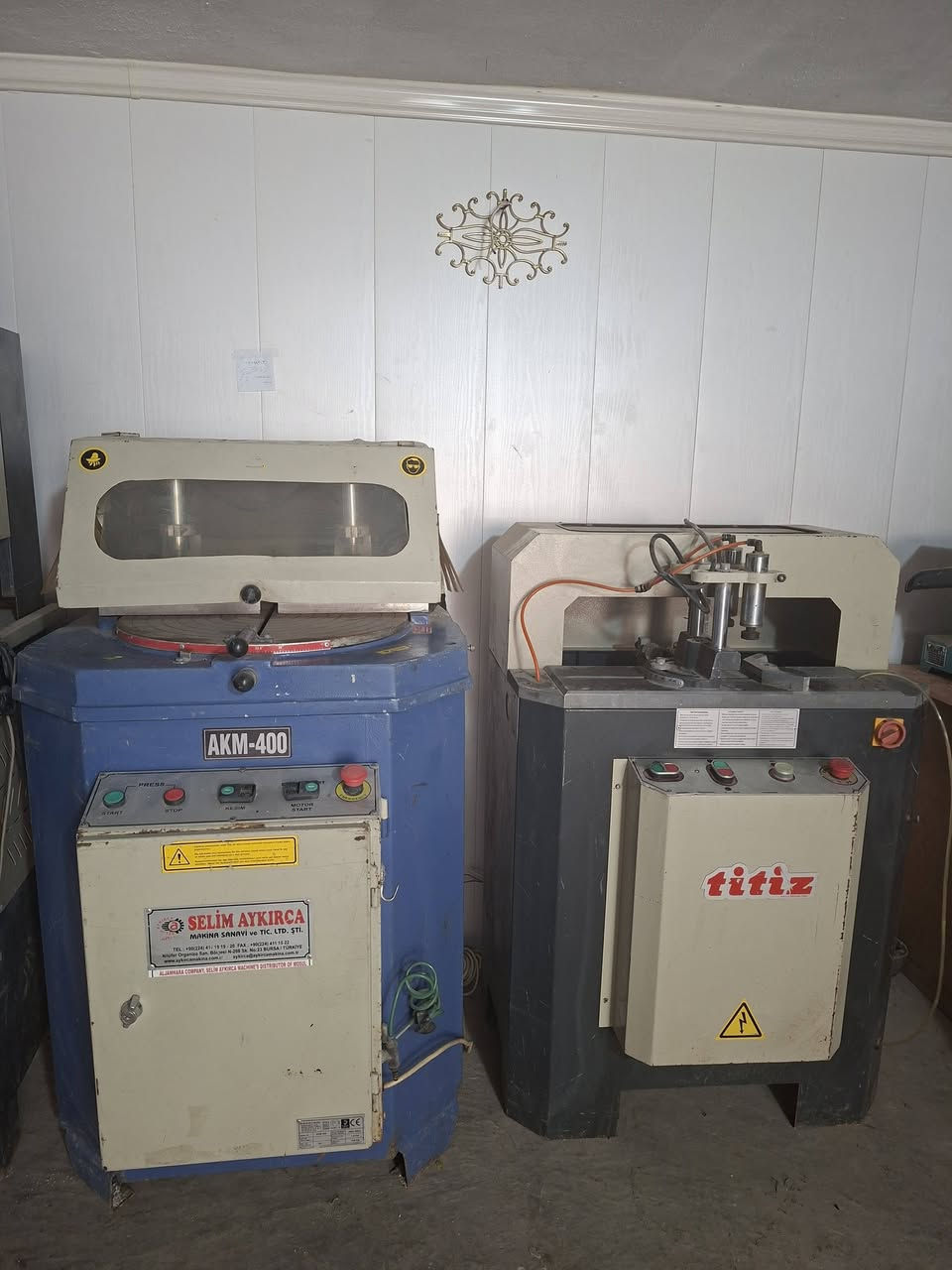 معمل (تيتز تركي) سنکل كتر سليم، للبیع، نظيف جدا بشرط فحص، بدون فریزة كيلون.
*********** واتساب
