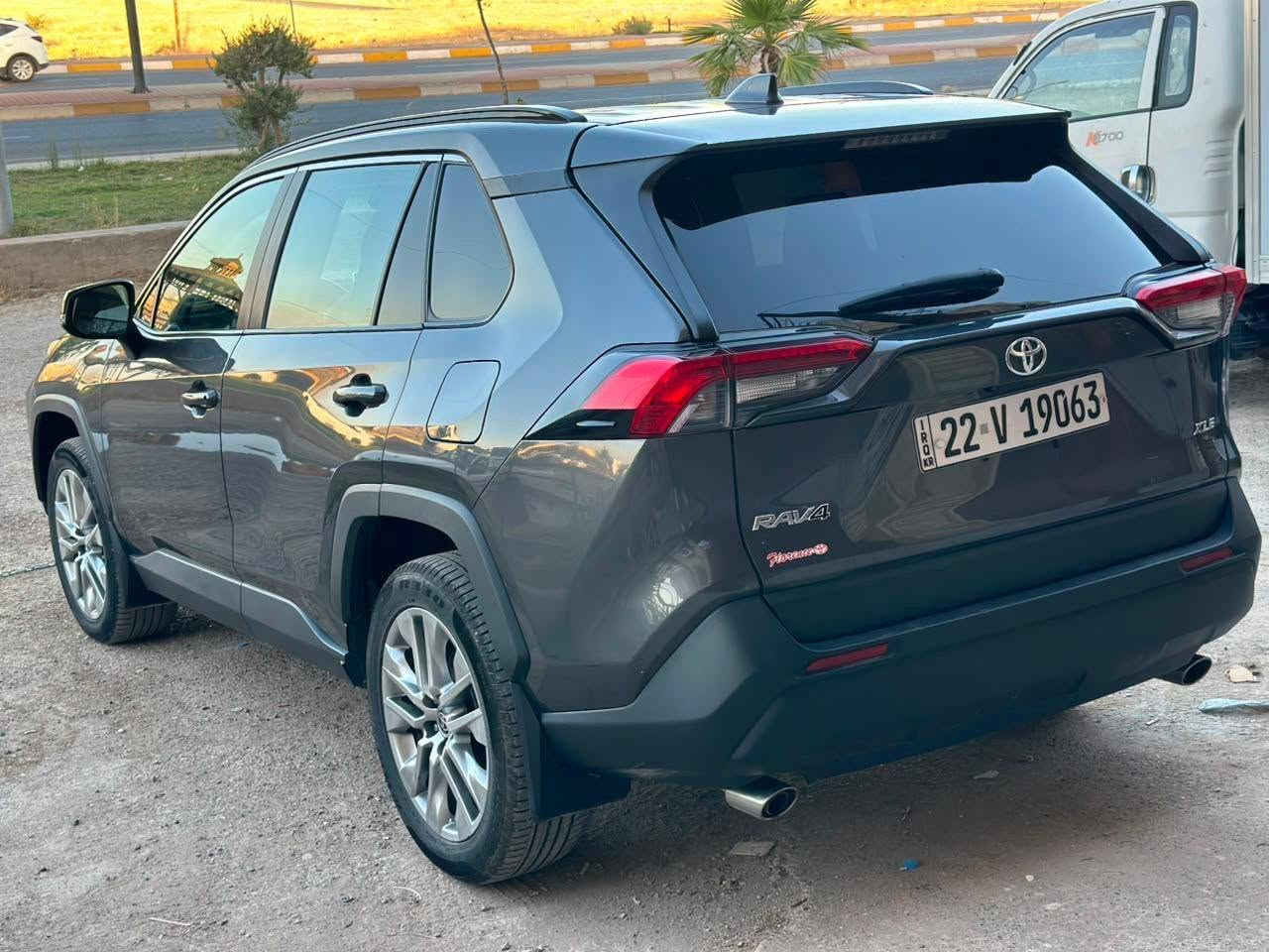 راف فور ٢٠٢٤ XLE بانزين فقط 
كشنات جلد فتحه 
كشن كهرباء 
تبريد قطعتين 
اشتير بالمري 
نقطه عمياء 
ماشيه ٣٨ الف رقم اربيل
بيها قطعه وحده فقط جاملغ 
ضررها بل صور موجود 
السعر ٢٤٠ وبيها مجال للطيبين 
مكان السياره صلاح الدين تكريت 
‏‪***********‬‏

