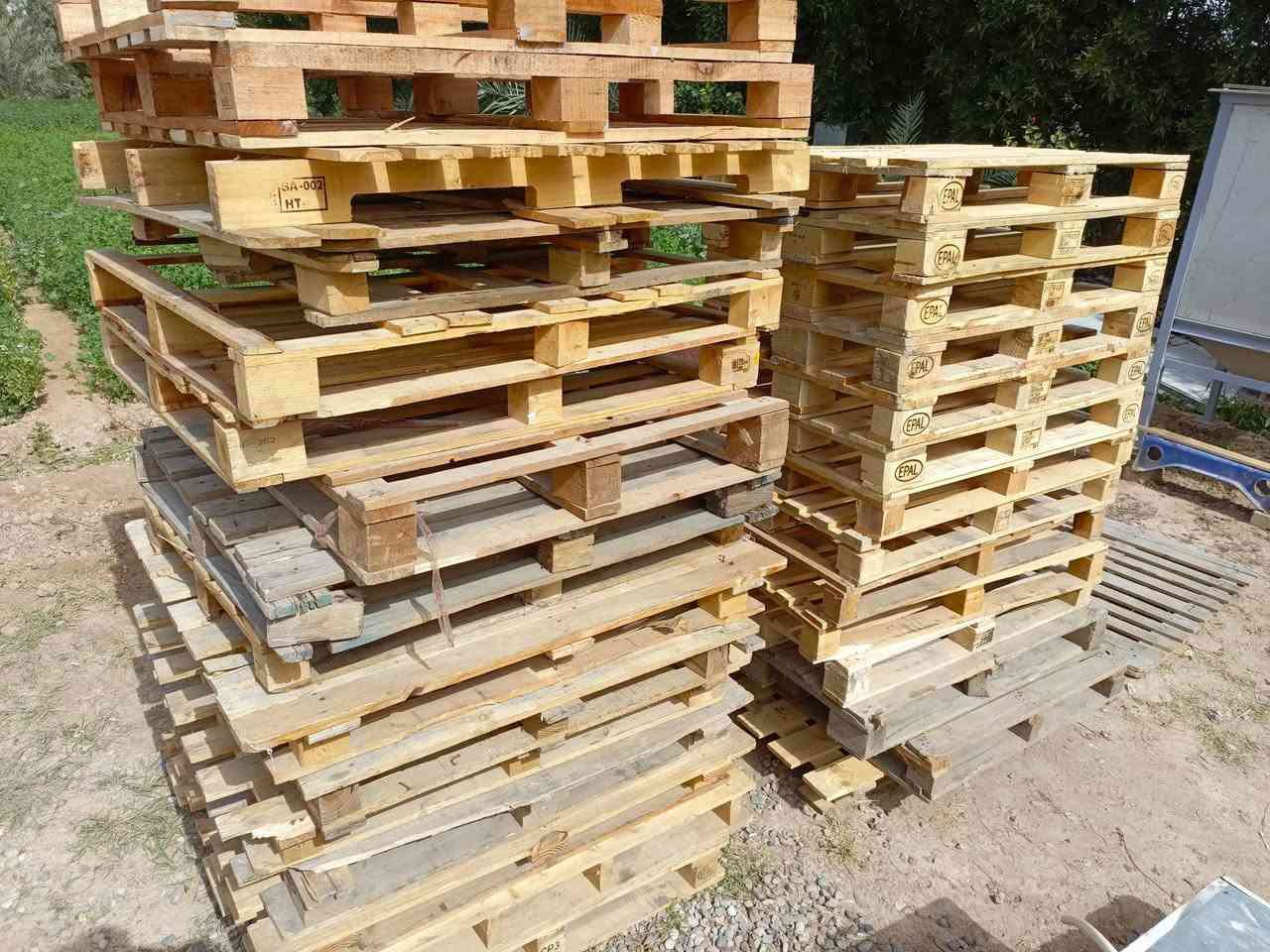 سلام عليكم سكيب للبيع 
22قطعة قياس 100×120ستندر 
و6قطعة روسي 80×120
و 18قطعه مختلف قياسات 
بغداد جسر ديالى الكرغوليه 
***********
