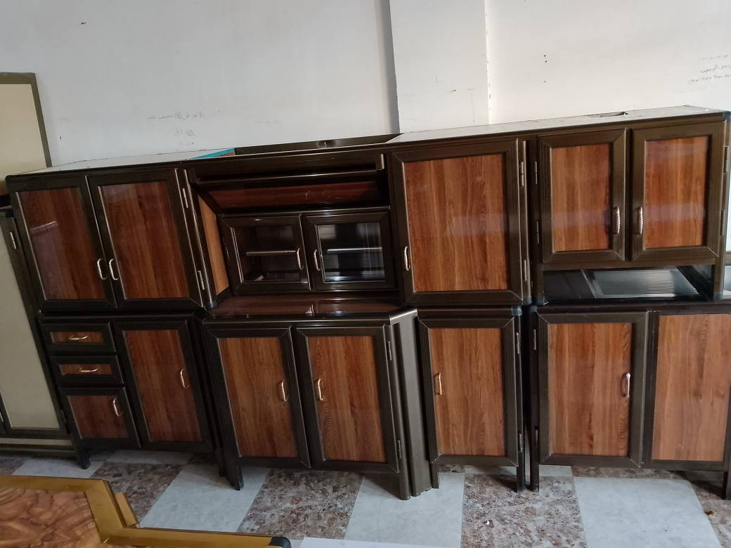 معرض يونس لتجاره الأثاث المستخدم والجديد 

كاونتر مترين ونصف مع سنك مترين مستخدم

للاستفسار الاتصال على الرقم التالي 

*********** تكريت, صلاح الدين
