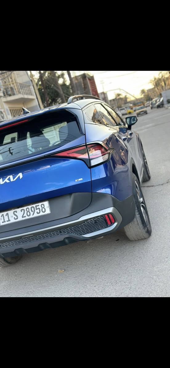 للبيع كيا سبورتج( X_line) 2023 
فول 1/1  برستيج اعلى مواصفات 
عداد المسافات  40
السيارة مرقمه بغداد جديد
المواصفات:-
1- بصمه ابواب وتشغيل عن بعد و رادار امامي 
2- بانوراما 
3-كشنات حلد 
4- شاشه كبيره لمس و عداد ديجيتال 
5- محرك 2500
6- حساسات وتحكم ستيرن
8- لدات امامي خلفي 
9- اطفاء ذاتي 
10- تشغيل كاميرا 
11- تبريد قطعتين  بيانو و كشنات تدفئه
12- ارباكات عدد 10
13- خمس وضعيات قياده (سمارت- سبورت- اقتصادي-ثلجي - اعتيادي)
14- كير 8 سرعات
15- اشاير بل امري 
17- شحن واير ليس و كرسي السائق  كهرباء   
سونار مرفق بل منشور 
العنوان بغداد مشتل حي معلمين
السعر 173 $ وبيه مجال 
———————————————————————
الاتصال***********
***********
