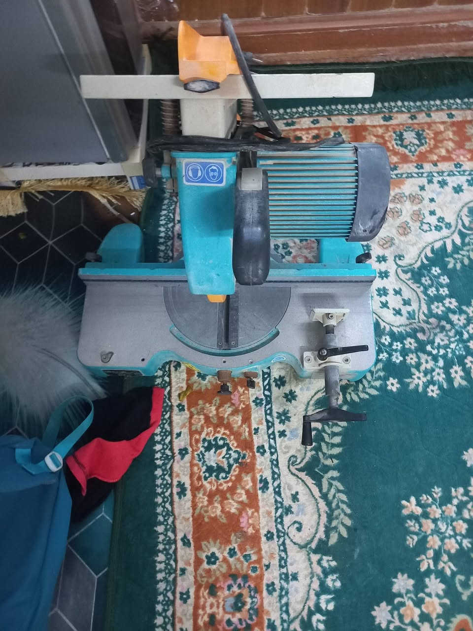 السلام عليكم
معواجه مترتين ونص  و كتر  و  طبر سجينه موس   نضيفات ٩٥بل ميه مكاني بابل ***********
