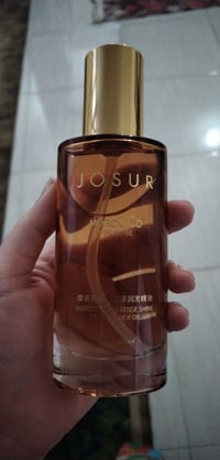 سيروم شعر • قوام خفيف • ريحة طيبة