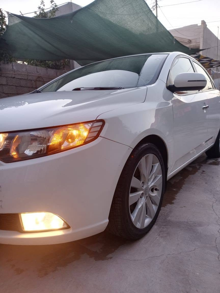 سيراتو موديل 12/ رقم اربيل نص مواصفات ويل حجم 17/ امرايه شفط حساس خلفي ابلادي كير بلستيرن داخل لونين المرغوب صالصنه رياضي حفر بيه بس بابين تبديل بدون دواخل وبدون دوسه سياره ماشيه 223 الف كير محرك مافتوح دعاميات بدون صبغ بيه 3/ اماكن بارد المكان الانبار هيت سعر قفل 105/ لاستفسار ***********

