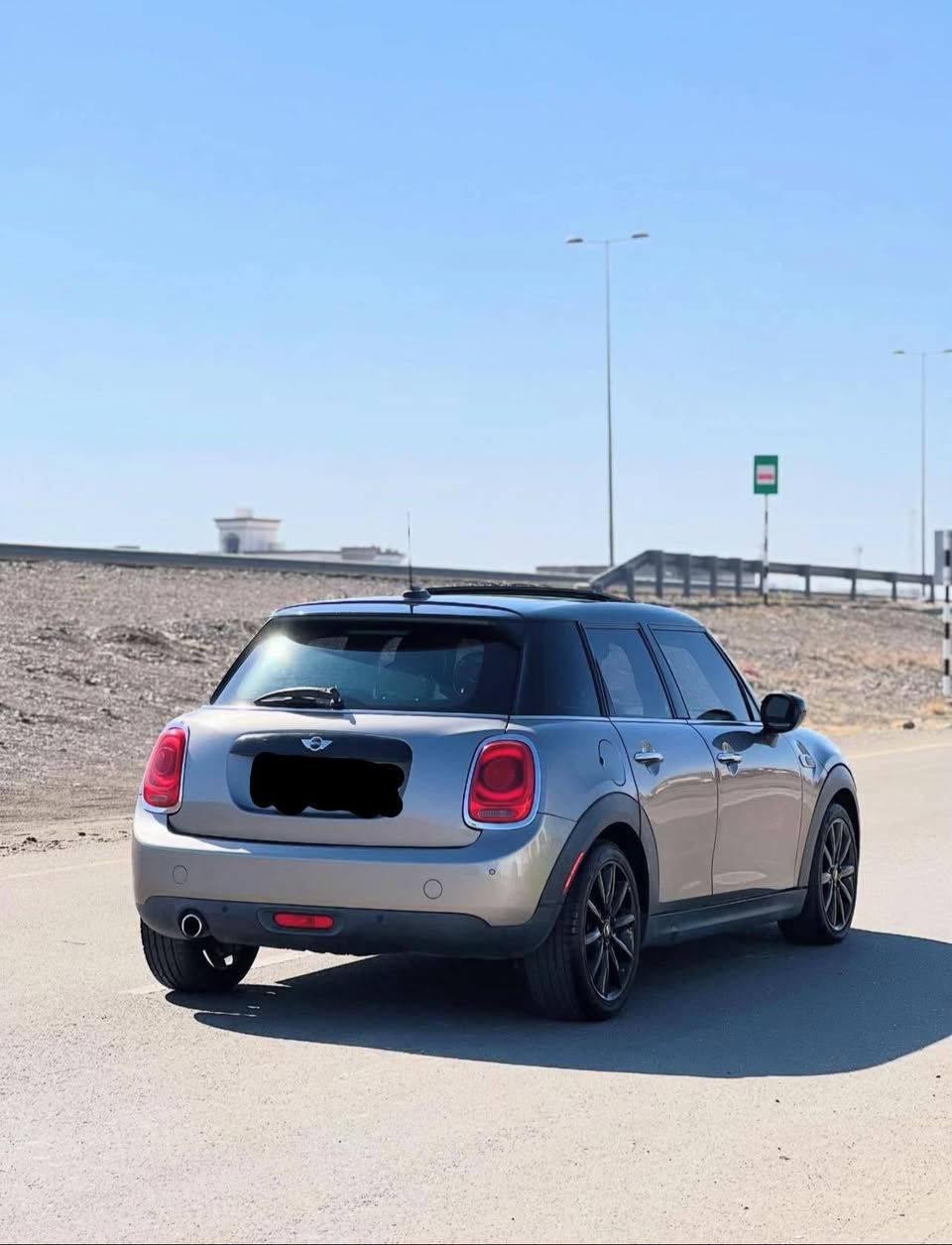 السلام عليكم سياره موديل 2020 
سياره فول مواصفات مكفولة كفاله عامه
من الصبغ من ظربه
تبريد تتفه شغاله 
محرك 4ستندر حجم 1500
عنوان بغداد
السعر (118 وبيه مجال 
رقم سليمانيه باسمي لغايه 2029💯***********👍💯
