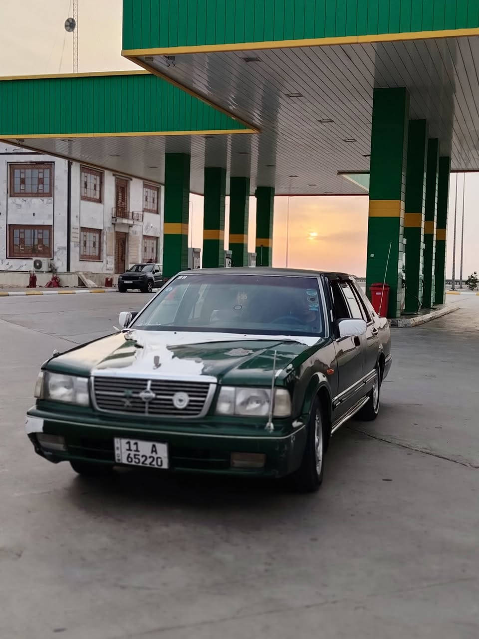 للبيع
نيسان سدرك
مديل 2001
سياره للجناي علويه مكينه 3000 مكينه كير كفاله سياره مرتبه نضيفه مميزه بيها ضربتين جها العبري جاملغ كدام وخلفي رقم انكليزي بغداد مداور ثاني يوم تخم تايرات جديد سياره عوزها سايق السعر 38 للتواصل عبر الرقم الاتي
***********

