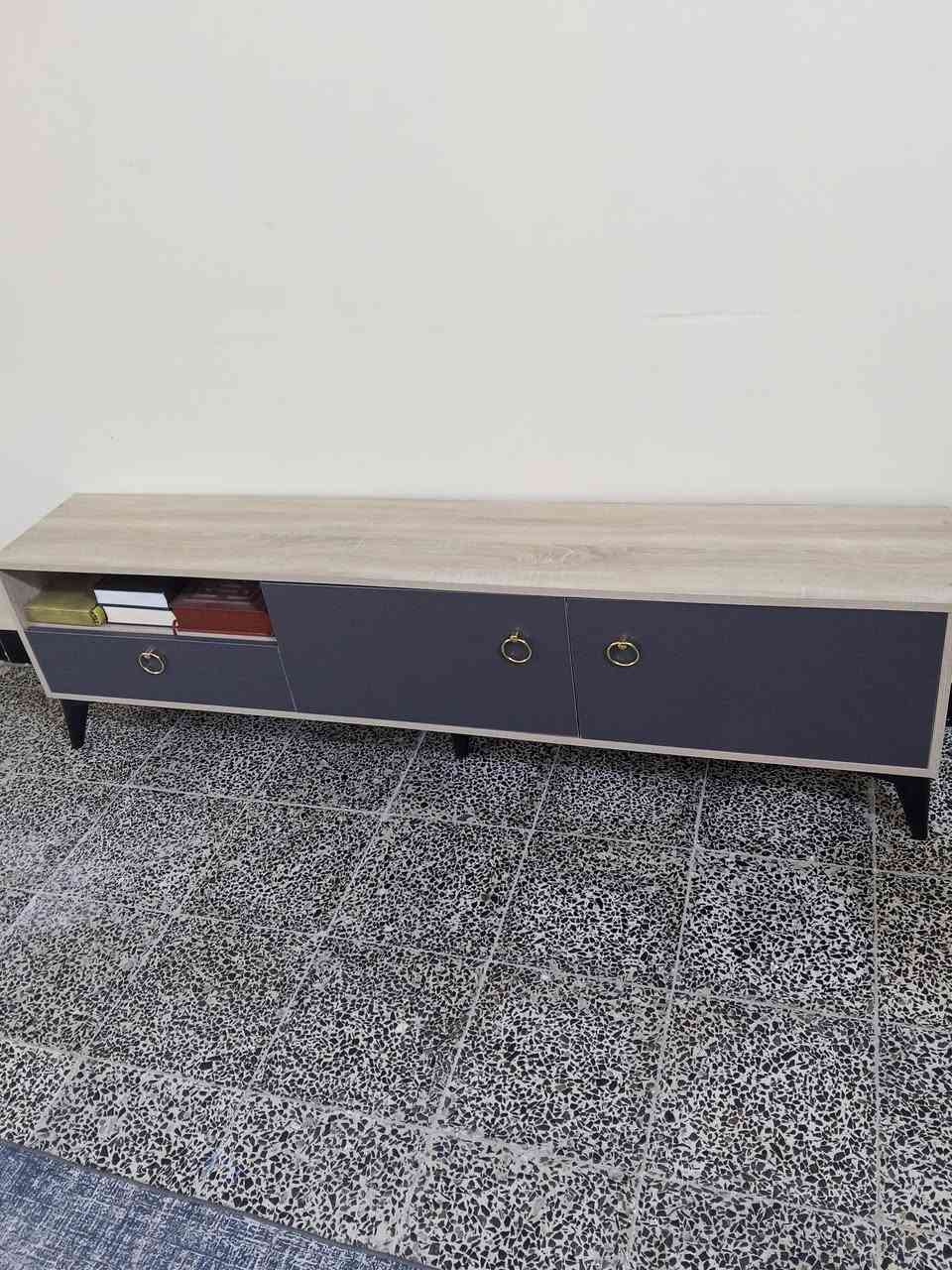 أغراض بيت نظيفة جداً قسم منها استعمال قليل
للاستفسار عن الأسعار يرجى التواصل على الخاص


**إذا كنت صاحب هذا الإعلان وتريد حذفه لأي سبب، رجاءا أرسل رسالة إلى الدعم الفني**