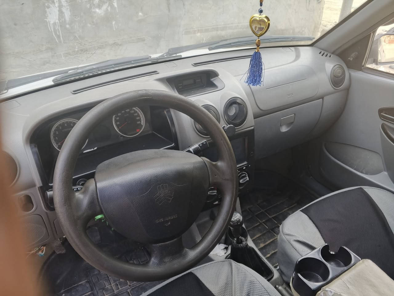 السلام عليكم سياره سايبه موديل 2018 مكفوله من تبديل وصبغ بيه بس طخه بل دوسه رقم واسط مشروع وطني تحويل في كربلاء سنويه 2029 جاهزه السياره السعر 50 مكانه كربلاء الرقم ***********
