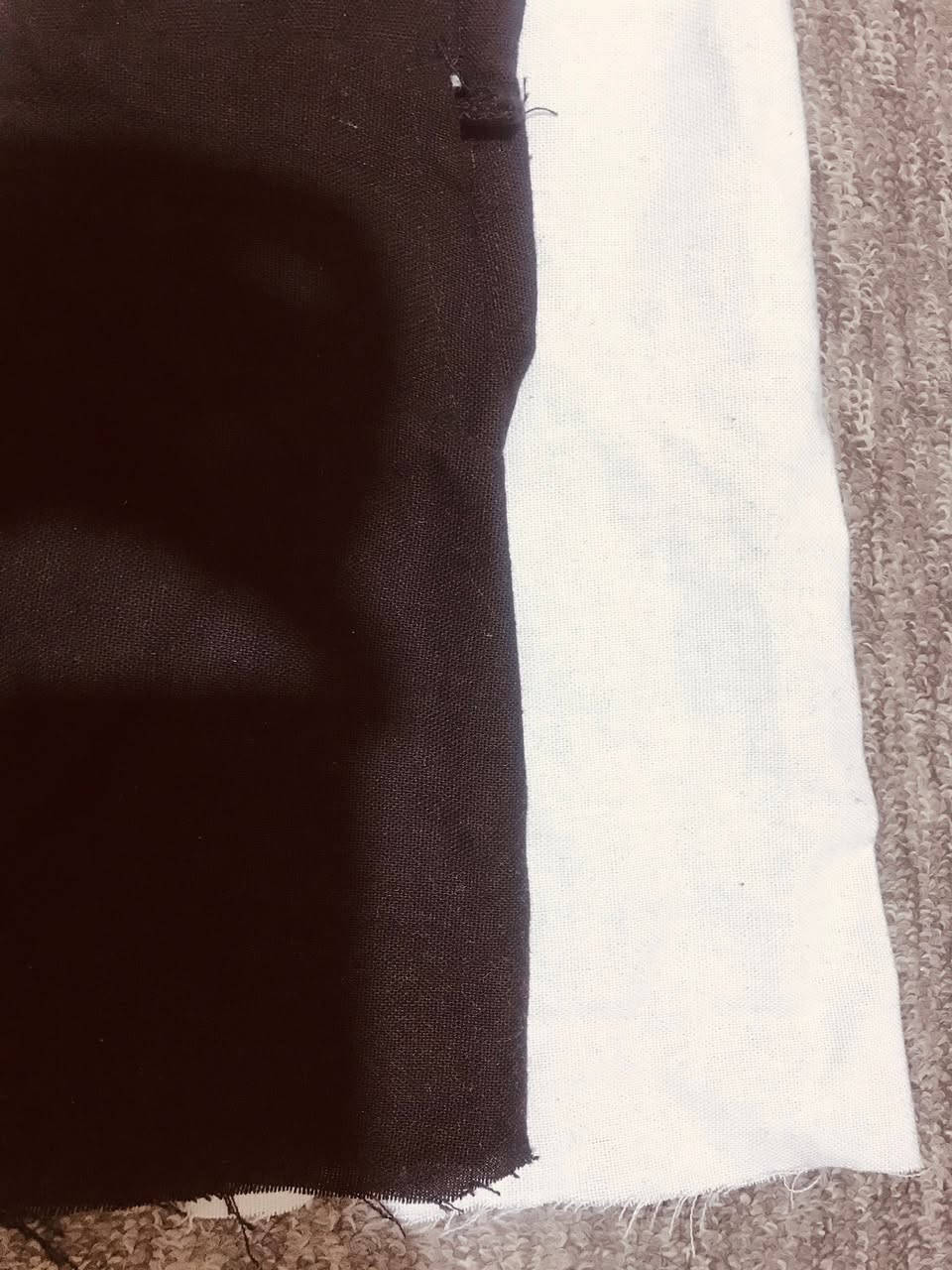 قماش كتان لملابس رسمية و دشاديش و لابكوت
المواصفات:
• كتان مخلوط بوليستر 50%
• وزن القماش: 150 GSM (خفيف ومناسب للصيف)
• العرض: 140 سم

الموقع: البصرة
التوصيل متوفر إلى جميع محافظات العراق 🚚

البيع بالجملة أو حسب الطلب.
للاستفسار والتواصل على الخاص.


**إذا كنت صاحب هذا الإعلان وتريد حذفه لأي سبب، رجاءا أرسل رسالة إلى الدعم الفني**