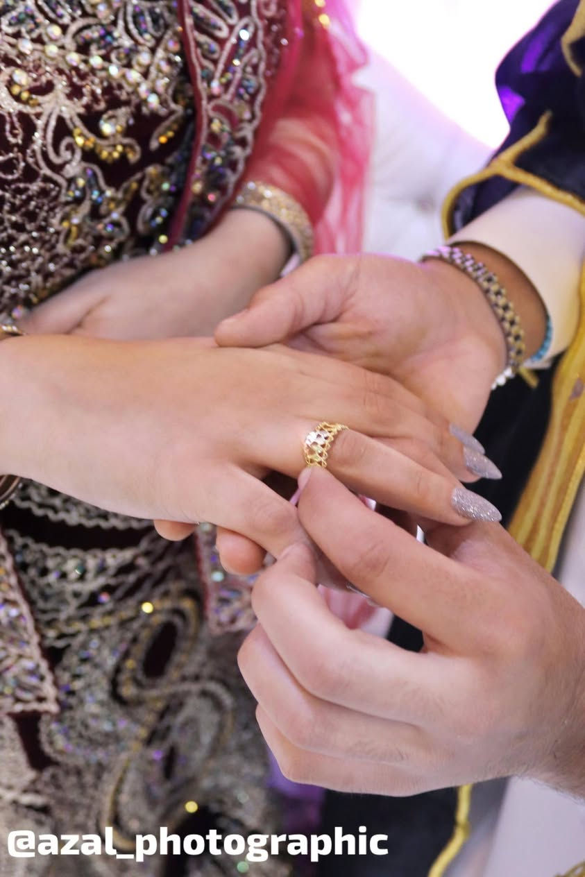 لم نَلتقِي صدفةً، بل كُتِبَتِ الأسماءُ في اللوحِ من قَبلِ اللقاء ♥️.
يقدم كادر قاعةرونزه للأعراس والمناسبات      
2025/1/31
احر التبريكات والامنيات للعرسان♥️ونتمنى لهم الحياه السعيدة ٠
تحيات اداره قاعه رونزه للمناسبات والأعراس.
ادارة  م حيدر عبد الرزاق الربيعي 
للحجز و الاستفسار الاتصال على رقم التالي :***********_***********
قاعة رونزه للمناسبات والأعراس 
المصوره  azil_photographic
