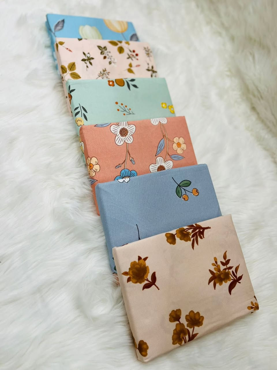 وجه مخده  مشجر قطني ثقيل جنطه 
سعر الزوج.   ٥


**إذا كنت صاحب هذا الإعلان وتريد حذفه لأي سبب، رجاءا أرسل رسالة إلى الدعم الفني**