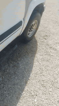 السلام عليكم جي ام سي 2003 كير مكينه جدا  حداديتها تخم تاير جديد سياره جديده جاهزه
سياره دوات بدون ارقام سعرها 35 وبيها مجال *********** عنوان نجف ابو صخير
