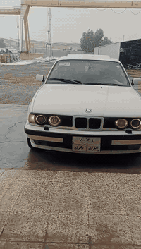 بی ێم مودیل 1992 مەکینە525گیر عادی سەقف سلایت تەبرید بی دەعمه جار رەقەمی ویل کەپ کوشن جلد غرامه 750هزار یەل سەر سیارە یال زاخو رەقم تله فون ***********سعر53مجال
