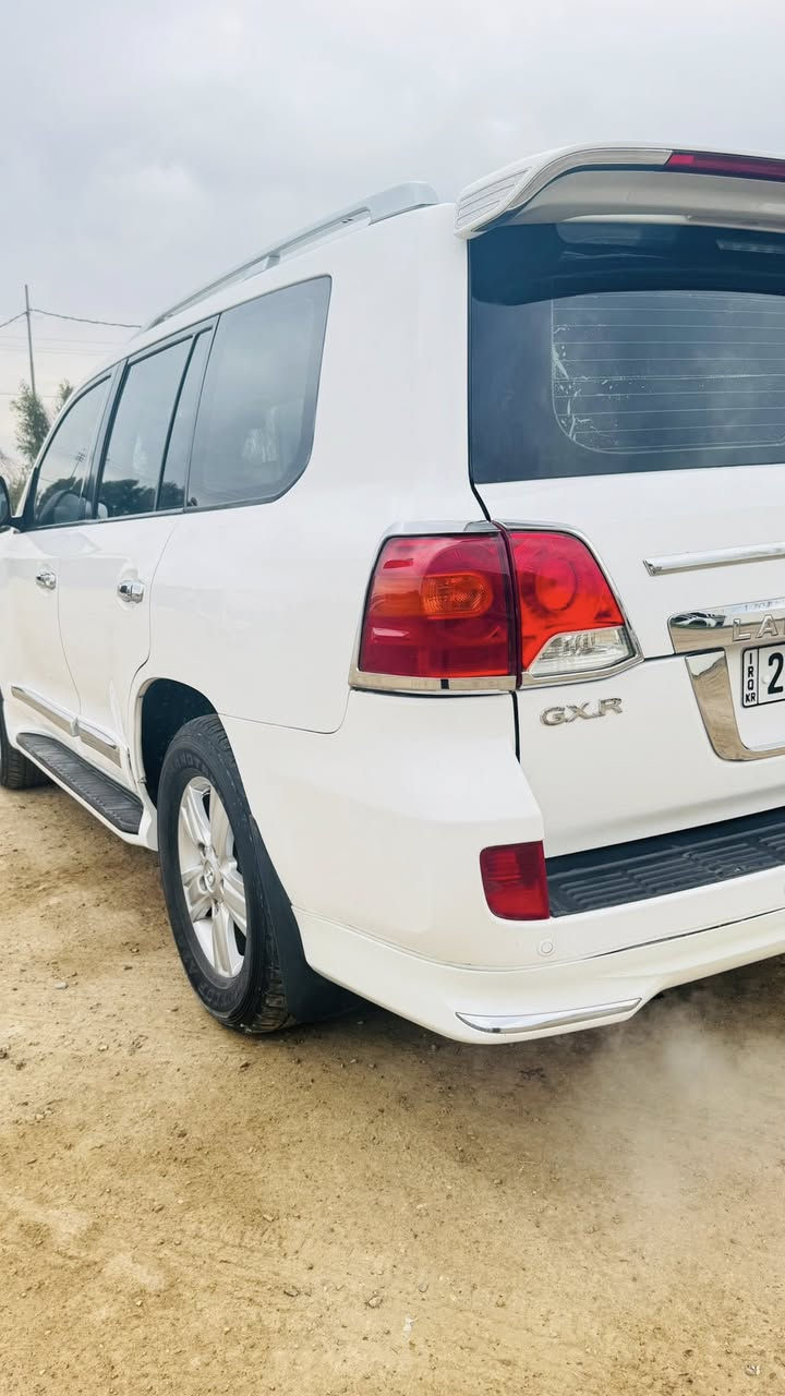 ‏سلام عليكم من رخصت مدير الكروب سياره الاندكروز موديل 2009 مكفوله كفاله عامه فقط بارد باب سائق سياره جديده بمعنا الكلمه سياره مال جناي تريد تحويل تريد وكاله سنويه 29
سياره6 سلندر كير ومحرك شركه سياره جاهزه وبلخير ع ياخذها 
ماشيه 145الف 
السعر 276 وبيها مجال الشراي
العنوان بابل جبله 
الستفسار انتصل 
***********
