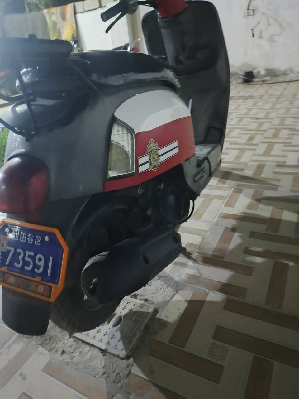 سلام عليكم ماكس بوليس للبيع نوزل 2013كفالة عاما كلهة بلاد مل ربة 
سعر 825وبيها مجال حك لجية  ستفسار علا رقم*********** أو خاص مكاني ديالى بعقوبة لوثبه
