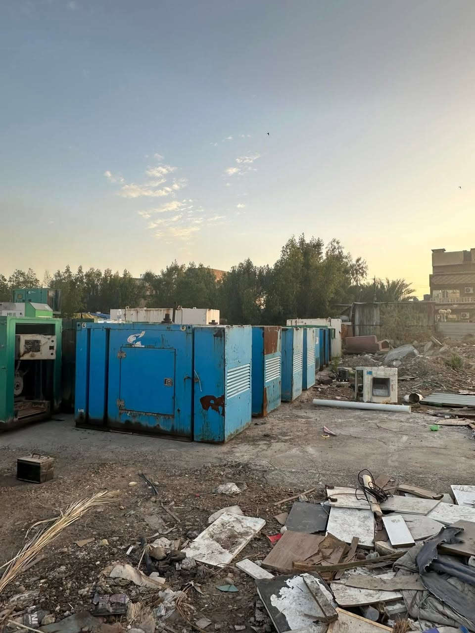 سلام عليكم    السعر    ٤ $ ورقات

توجد لدينا               كواتم    مولدات      فارغه  لبيع

مال   ٣٠   كي في    ٢٠    كي في  ١٣  كي في

العنوان  مجمع مشن مقابيل شارع  جاك عبود

*********** 
***********
