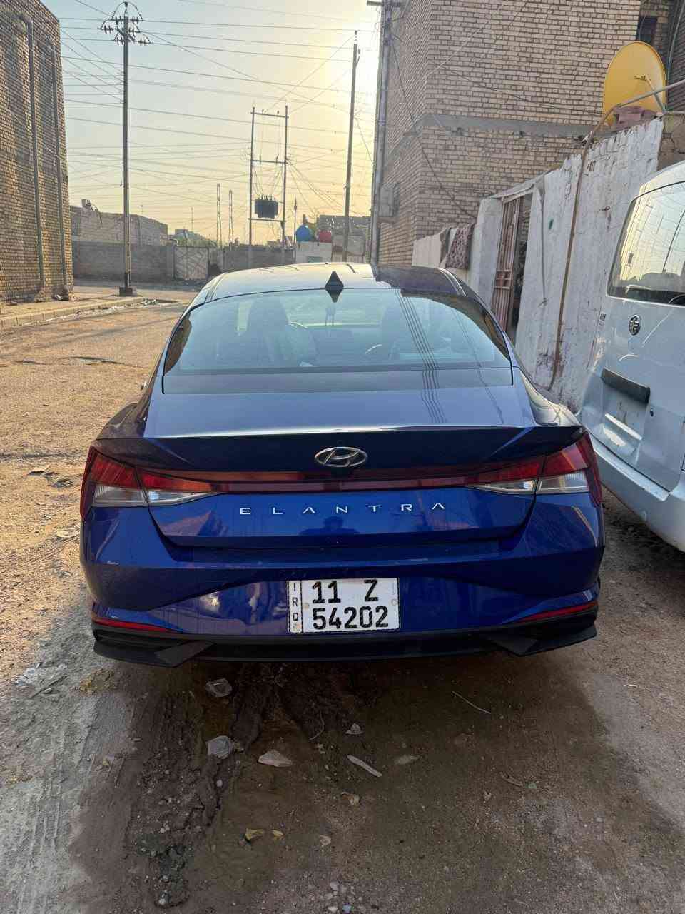 لانتره وارد امريكي سياره جاهزة من كلشي ماشيه 30الف ميل بصمه تشغيل عن بعد رادار *********** الفارس, صلاح الدين
