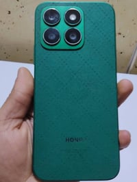 هونر x9b ذاكرة 256  رام 8  مامفتوح ونضيف مثل ماموضح بالصوره السعر خاص ...