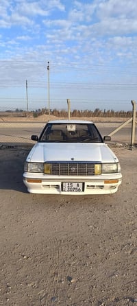 ١٩٩١ • أبيض • نجف