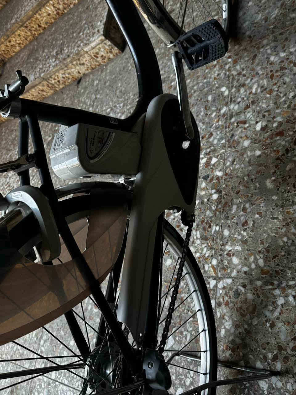 السلام عليكم بايسكل بناتي بنسونك مساعد شحن جديد وكلشي بي بلادي وشغال شاحنته والبطاريه ويا والبطاريه ليثيوم جديده كل خلل مابيها سعره 250 مكان بغداد *********** غير متواجد على الفيس
