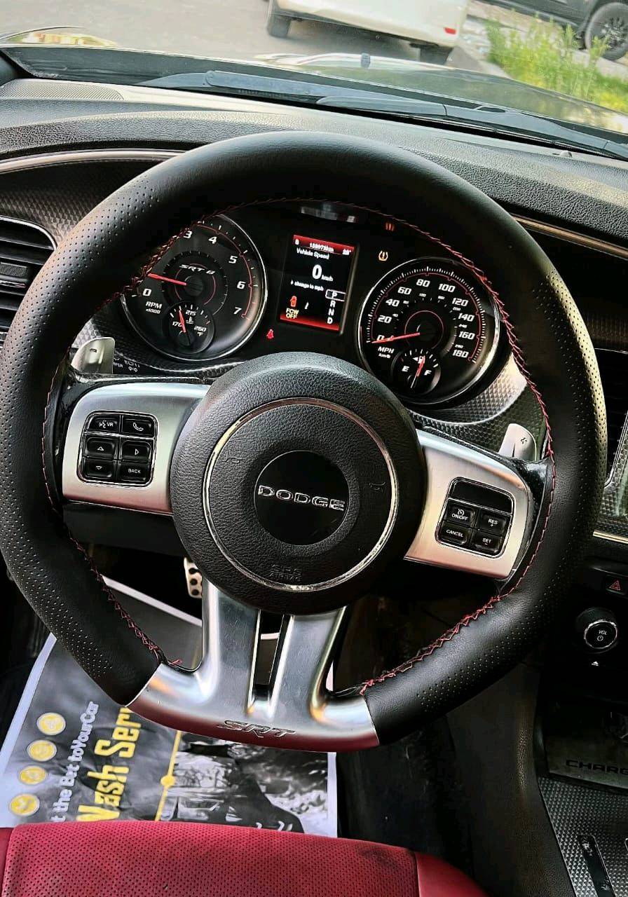 چارجر 13 بسمي مكينه وكير مكفولات من الدرنفيس جدد مديل 17 شديتهن ما صارلهم هواي رديتر جوينات حساسات ثلاجه مجاول بلاكات رسلنك كله جديد حته طبلات المحرك جدد كزوزات رياضي عل ريمون  سياره مصبوغه عام من ازرق نيلي الى سمائي وبل سنويه ازرق غير محدد مكينه هيمي بيه باب وجاملغ اكفلك مكينه وكير واصوليات والباقي شوف عينك   135 وبيه مجال الطيبين ملاحضه البياع شراي لا يخابر   سياره بيع او مراوسه 